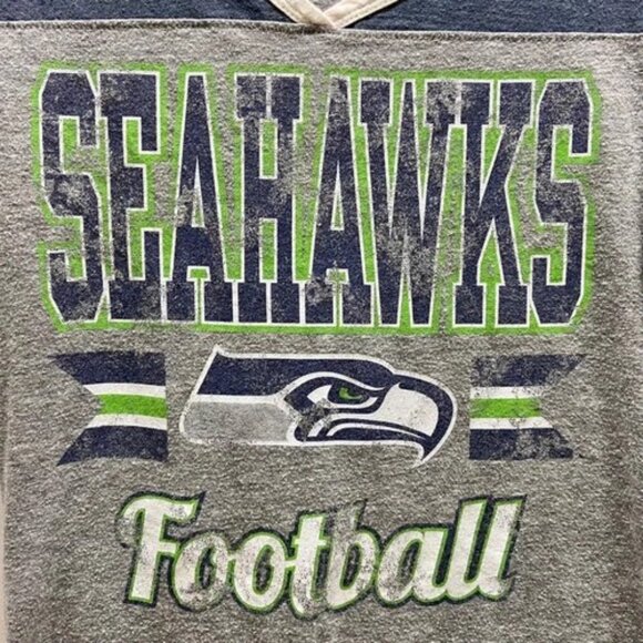 Seattle Seahawks Varsity Tee Women's Medium Retro V-Neck Short Sleeve Sporty GUC - Picture 2 of 8